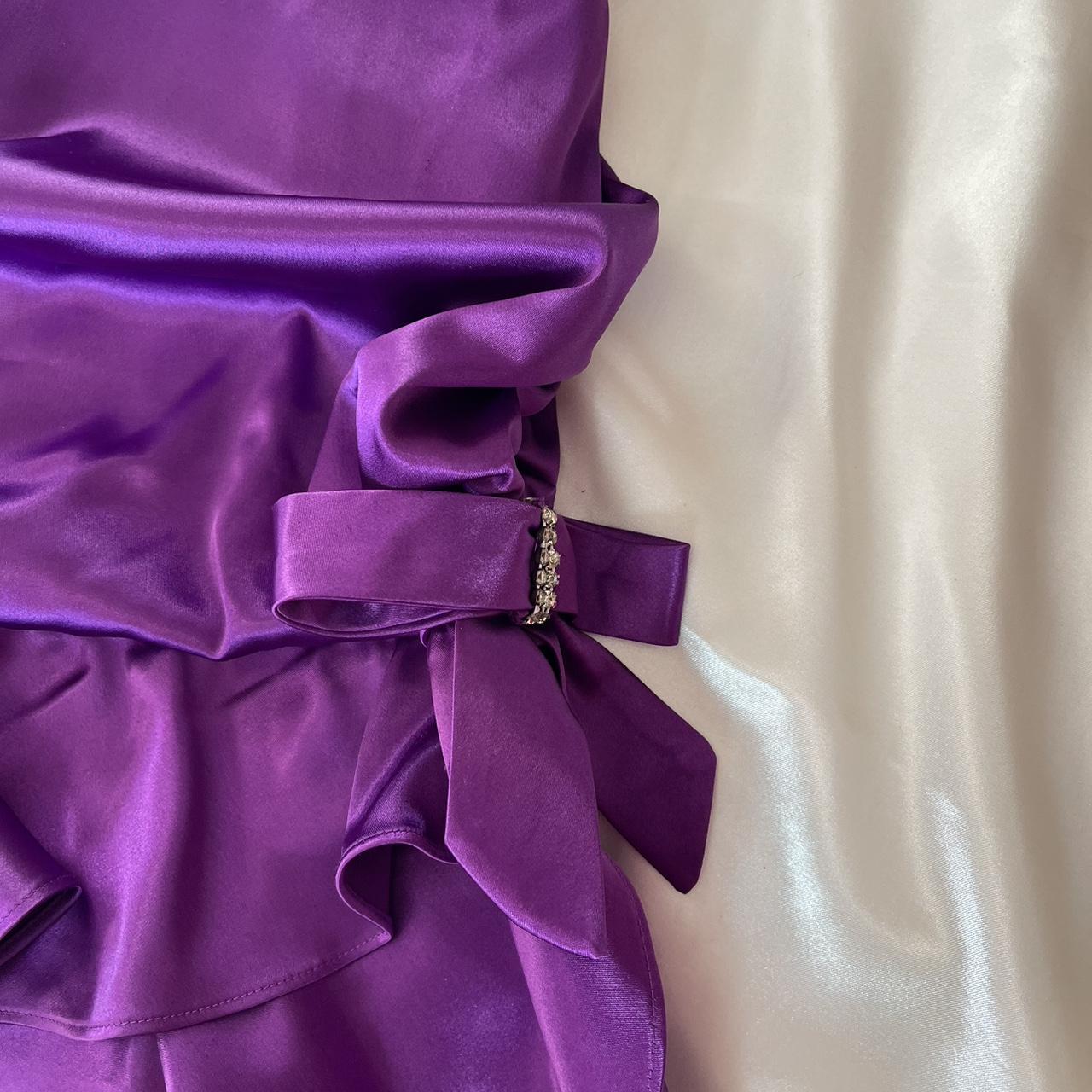 Lila Mode Kurze Satin Rüschen Homecoming Kleid Geburtstag Party Kleid nv5387