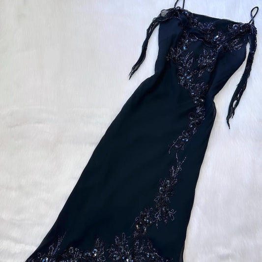 NiceVestidos - Superbe robe de soirée courte/mi-longue en mousseline de soie noire, exquise et perlée, nv5448