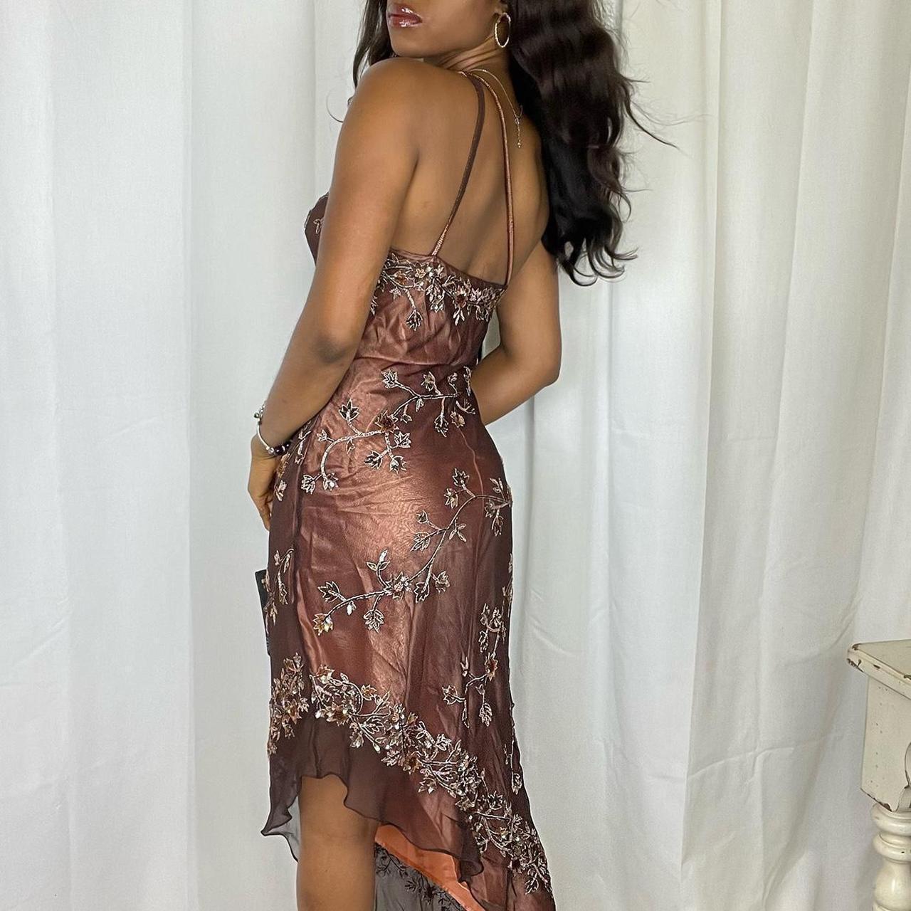 NiceVestidos - Robe de soirée courte/mi-longue marron à perles délicates NV5690