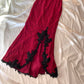 ♥️♠️♦️♣️Superbe robe de bal sirène moulante en dentelle rouge et noire délicate de style rétro-glam avec une fente sexy nv5382