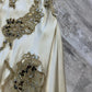NiceVestidos - Elfenbeinweiß glänzende Pailletten wunderschöne exquisite Spitze langes Satin-Chiffon-Abschlussballkleid NV5454
