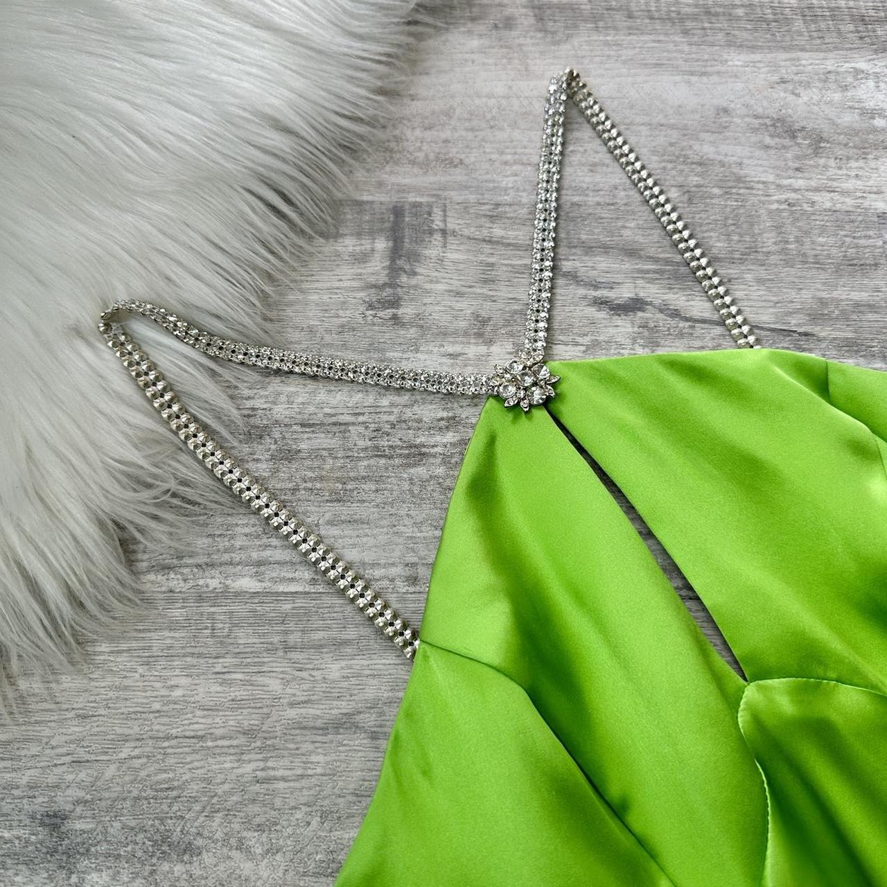 NiceVestidos - Belle robe de bal longue en satin vert exquis nv5455