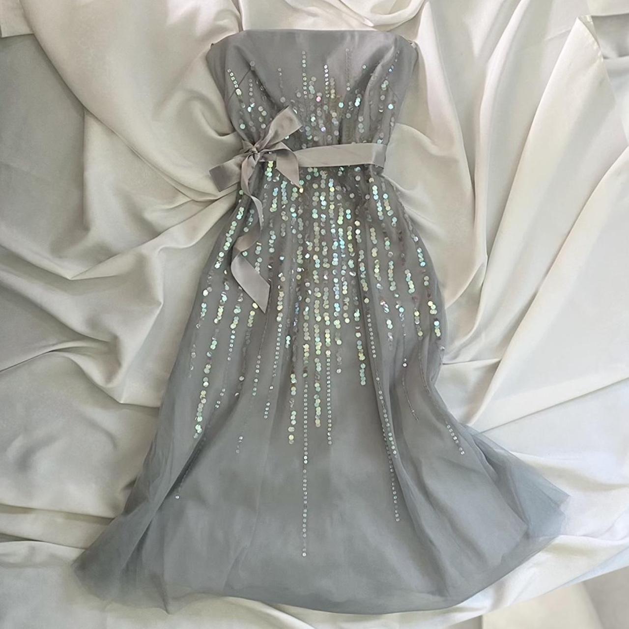Robe courte élégante à paillettes et perles gris argenté, robe de soirée, robe de cocktail, robe de bal, robe d'anniversaire, nv4535