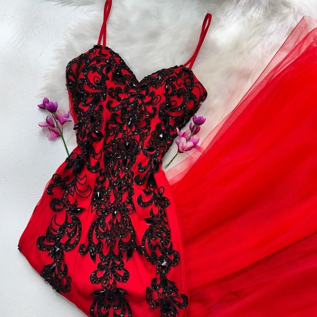 Rotes, exquisites, langes Chiffon-Ballkleid mit Perlen, NV5330