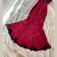 ♥️♠️♦️♣️Superbe robe de bal sirène moulante en dentelle rouge et noire délicate de style rétro-glam avec une fente sexy nv5382