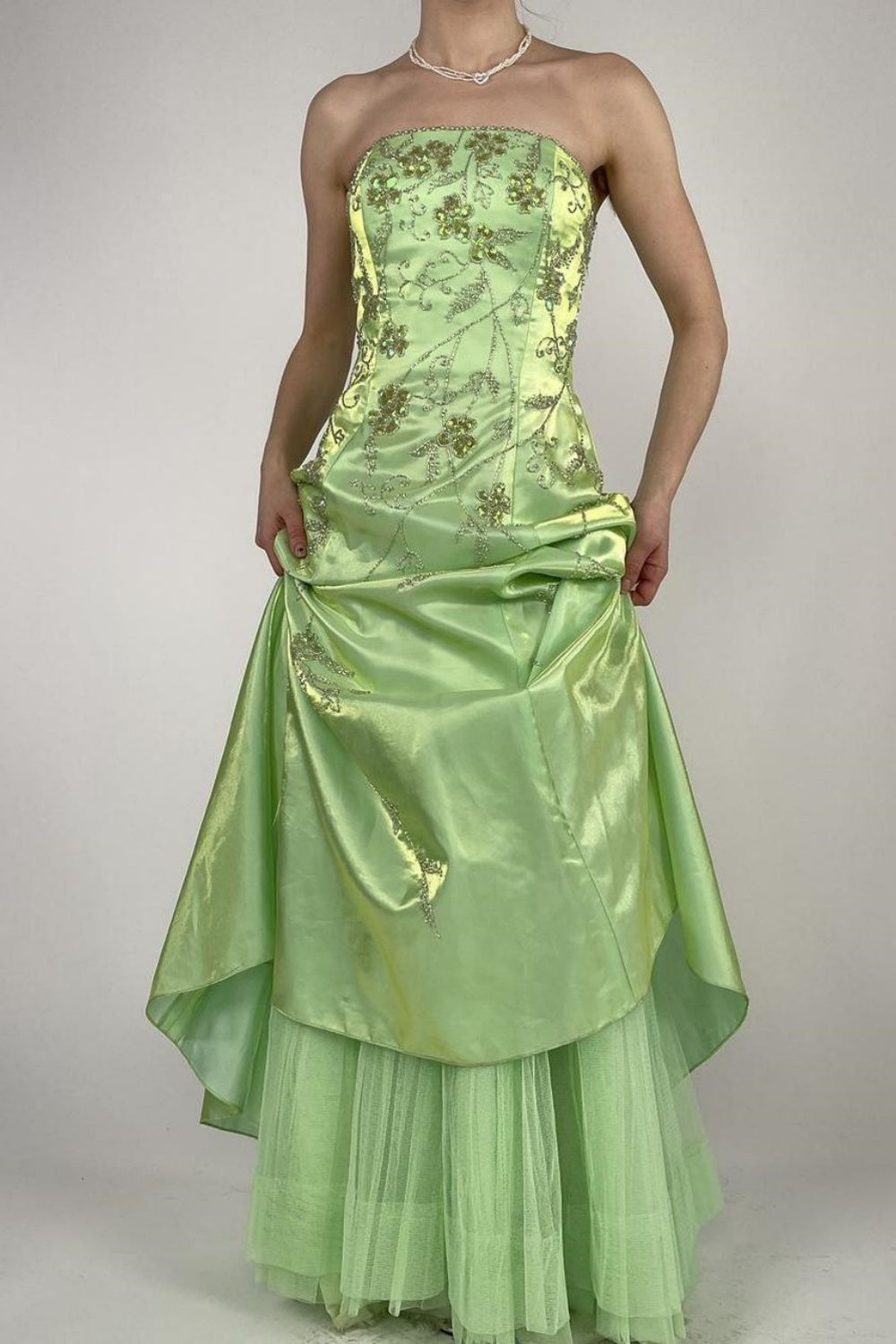 NiceVestidos - Robe de bal longue en satin vert exquis et perlé, style fée, style vintage Y2K, NV5441