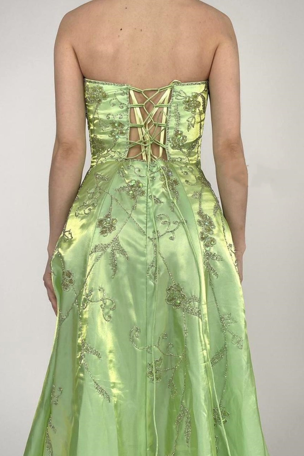 NiceVestidos - Robe de bal longue en satin vert exquis et perlé, style fée, style vintage Y2K, NV5441