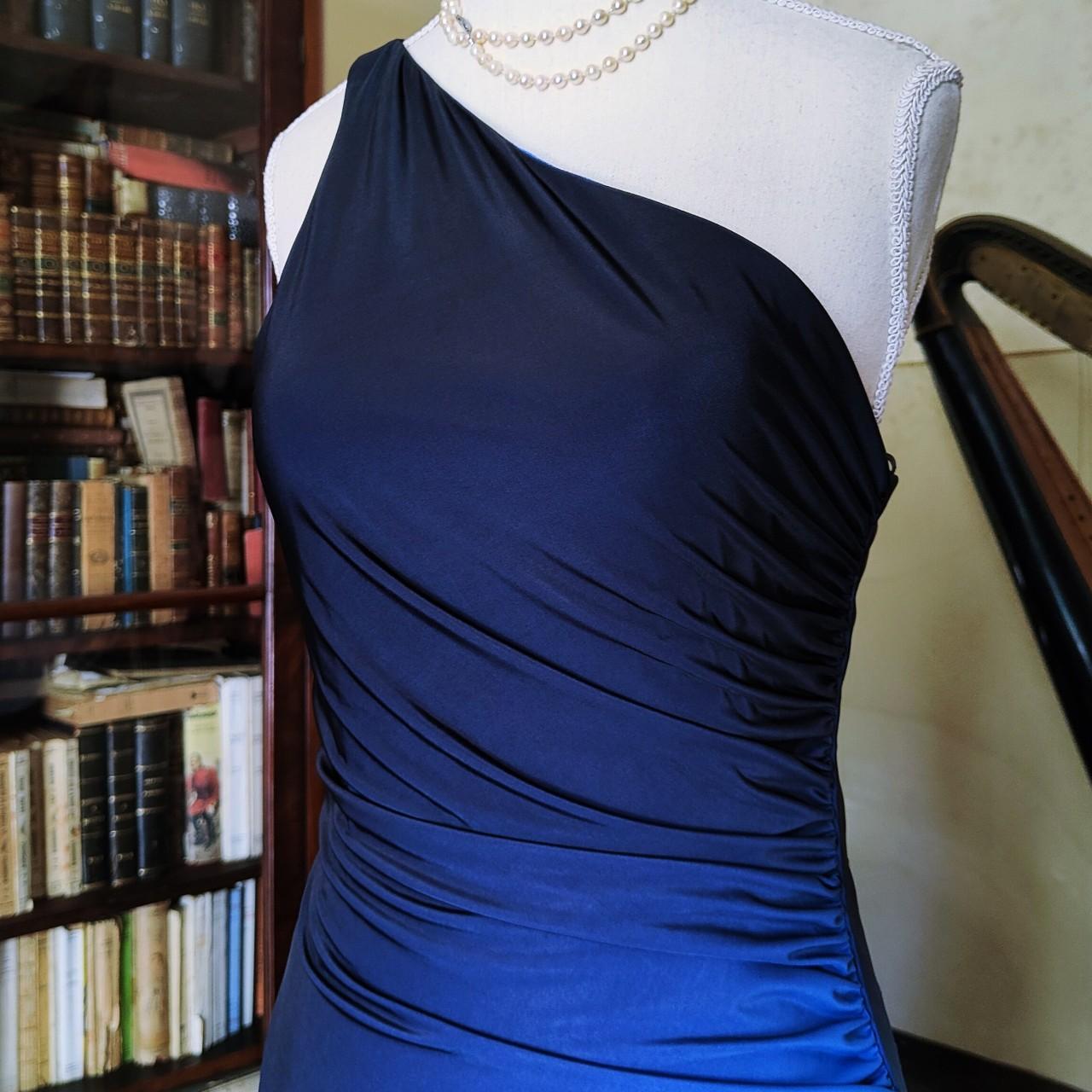 Robe de soirée longue en mousseline de soie, élégante, asymétrique épaule dénudée, bleu rétro, dégradé de mode, robe de soirée, robe de soirée nv3719