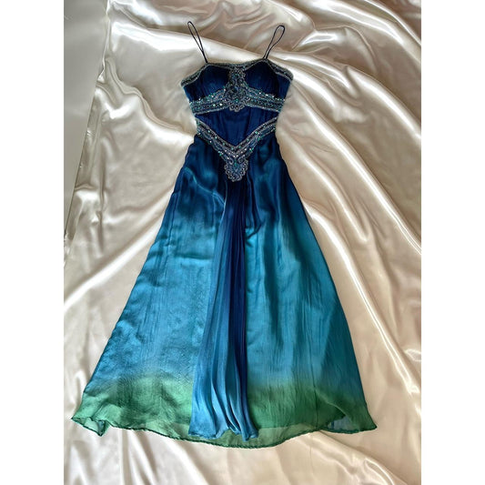 💙Magnifique et unique robe de bal longue en mousseline de soie ombrée à perles bleues et vertes nv5381