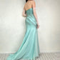 Robe de soirée longue en satin vert magnifique et perlée nv4484