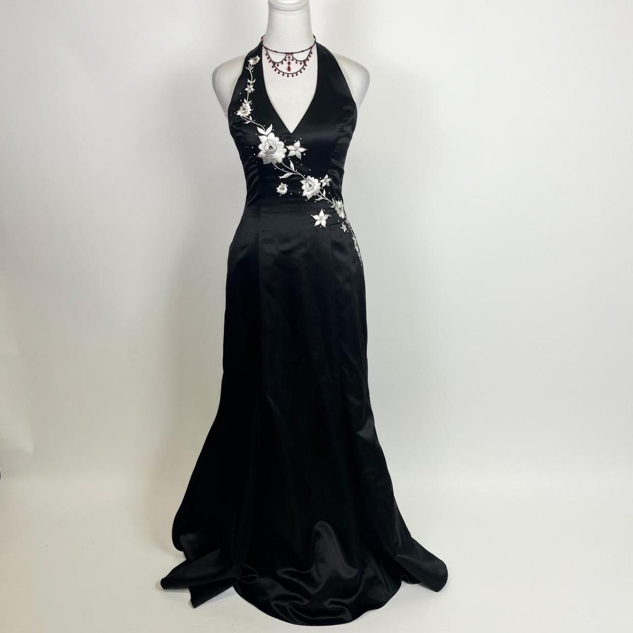 Schwarz und weiß schöne elegante Mode exquisite Blumen Spaghetti-Trägern lange Satin bodenlangen Ballkleid Abendkleid Partykleid nv3729