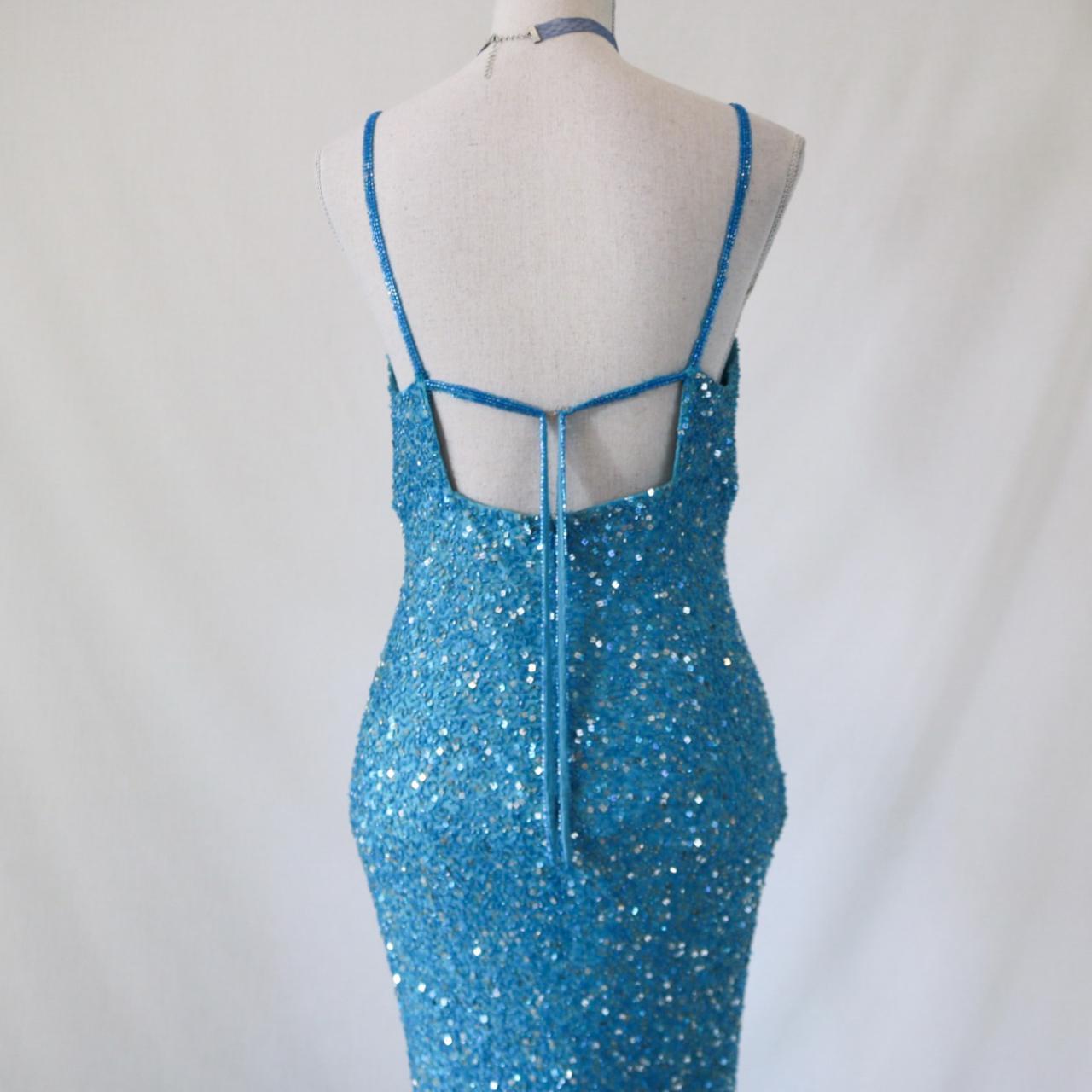 Robe de soirée longue vintage bleu aqua ornée de perles et de paillettes nv4986