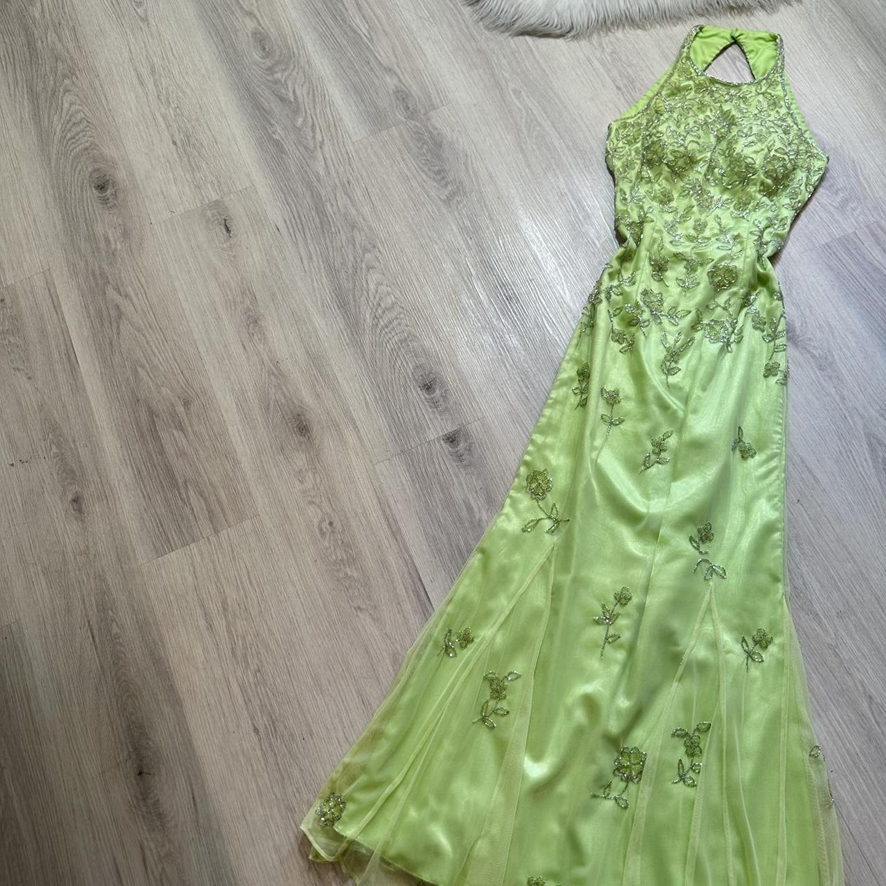 NiceVestidos - Wunderschönes, exquisites, langes, formelles Chiffon-Ballkleid in Grün, NV5450
