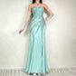 Robe de soirée longue en satin vert magnifique et perlée nv4484