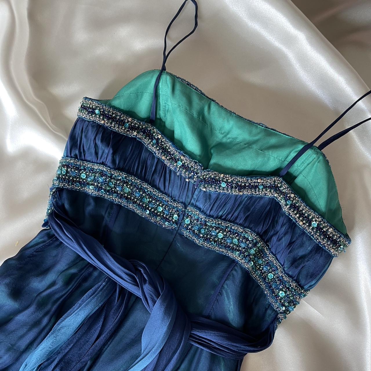 💙Magnifique et unique robe de bal longue en mousseline de soie ombrée à perles bleues et vertes nv5381