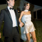 (Inklusive Schal) Elfenbeinfarbenes, schulterfreies, modisches, kurzes Satin-Heimkehrkleid, Geburtstagspartykleid, NV5278