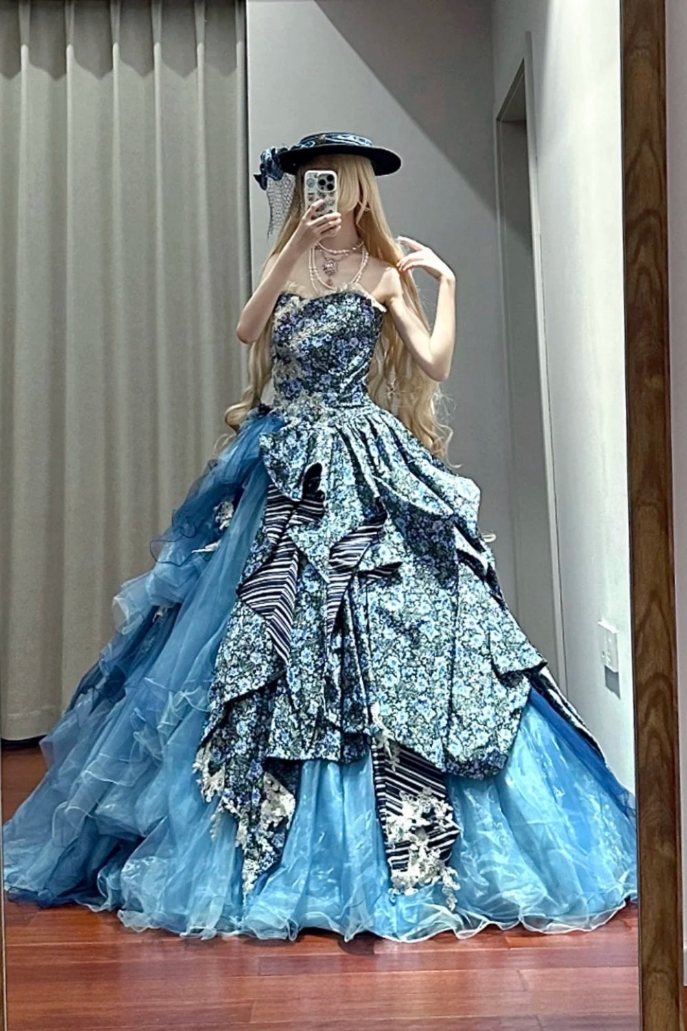 Neues langes Ballkleid NV6708