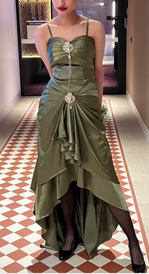 Grünes, figurbetontes, langes Ballkleid mit Spaghettiträgern, NV1965