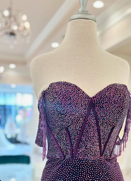 Lila glänzendes modisches schulterfreies kurzes Pailletten-Heimkehrkleid, Abschlussball-Abendkleid, Partykleid NV1245
