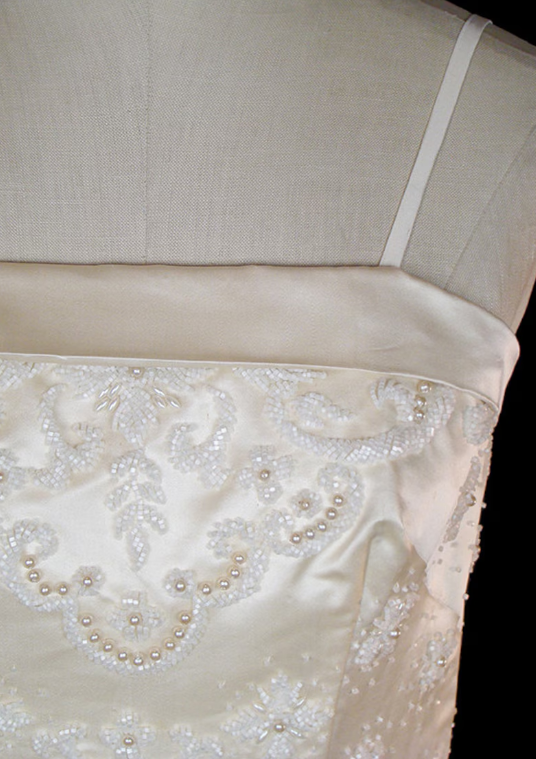 Robe de soirée longue en satin blanc ivoire, magnifique, perlée, exquise, robe de mariée, robe de demoiselle d'honneur, sans manches, fantaisie, conte de fées, haute couture, nv3636