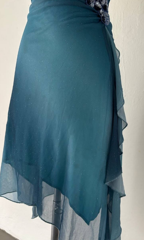 Robe de soirée courte en mousseline de soie à strass bleus scintillants nv4587