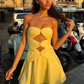 Robe de soirée courte en mousseline de soie jaune à taille dénudée nv4914