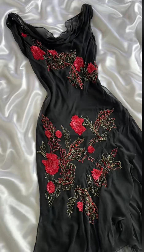 Robe de soirée longue en mousseline de soie, ornée de perles et de fleurs roses, style exquis, noire, nv5368