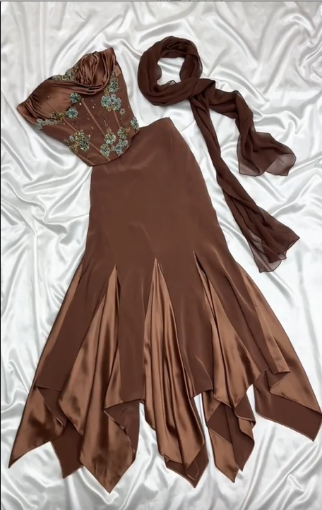 🍫Seidiges schokoladenbraunes Vintage-Ballkleid aus Satin mit Perlen und Blumenmuster, lang, Abendkleid, Partykleid, NV5136