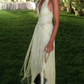 Gelbes, glänzendes, perlenbesetztes, elegantes, schulterfreies, langes Chiffon-Ballkleid, Abendkleid NV5218