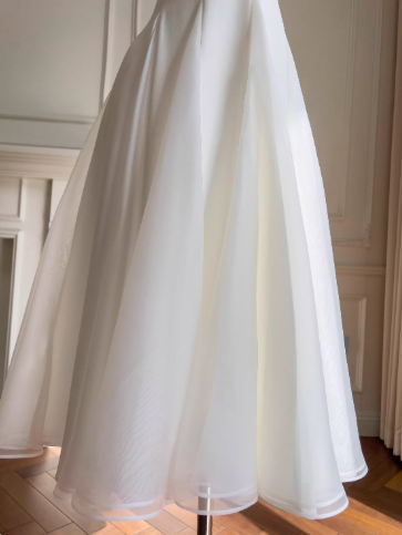 NiceVestidos - Robe courte de soirée, robe blanche longue à taille simple, nouveau style estival, bretelles sexy, grande taille, robe amincissante nv5546