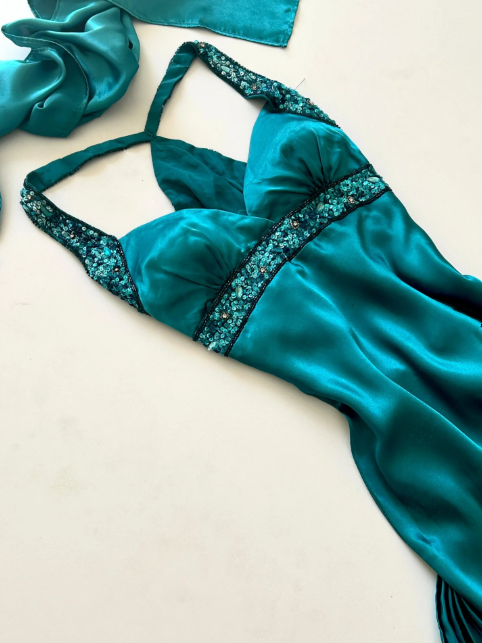 NiceVestidos--(Écharpe incluse) Robe de soirée longue en satin bleu-vert exquise, perlée à la main, longueur au sol, robe de bal, robe de banquet Nv5578