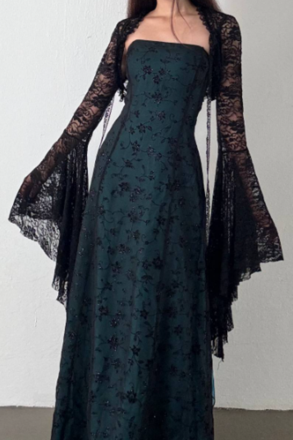NiceVestidos - Dunkelgrünes Vintage-Ballkleid mit exquisitem Blumenmuster und langem Chiffon, Heimkehrkleid, Feenkleid, Nv5587