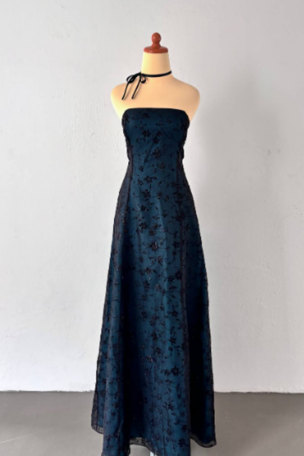 NiceVestidos - Dunkelgrünes Vintage-Ballkleid mit exquisitem Blumenmuster und langem Chiffon, Heimkehrkleid, Feenkleid, Nv5587
