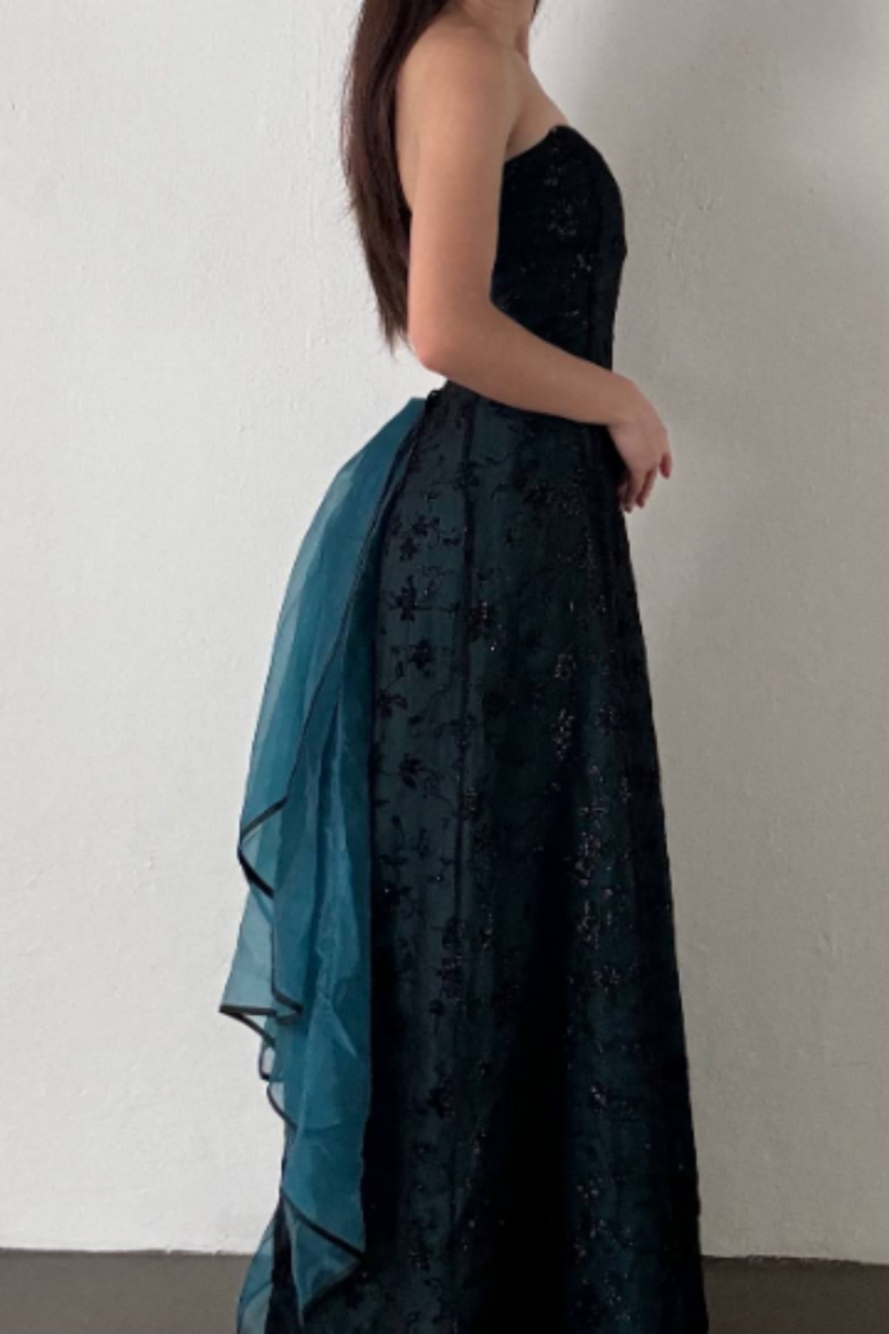 NiceVestidos - Dunkelgrünes Vintage-Ballkleid mit exquisitem Blumenmuster und langem Chiffon, Heimkehrkleid, Feenkleid, Nv5587