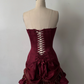 Robe de bal courte en satin bordeaux ornée de perles NiceVestidos NV6155