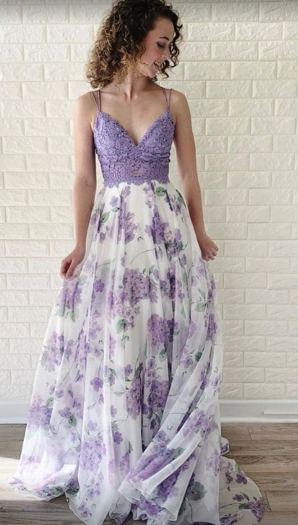 Lavendelfarbenes, langes Spaghetti-Ballkleid aus Chiffon mit Blumenmuster und Spitze, nv1152