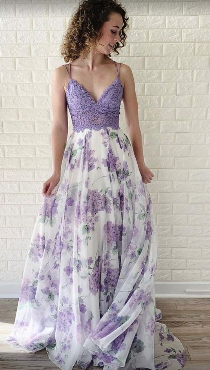 Lavendelfarbenes, langes Spaghetti-Ballkleid aus Chiffon mit Blumenmuster und Spitze, nv1152