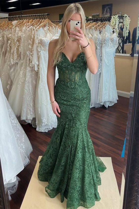 Robe de soirée longue en dentelle verte avec perles style sirène nv1280