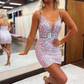 Glitzernde Pailletten, tiefer V-Ausschnitt, figurbetontes Homecoming-Kleid, kurzes Ballkleid nv1251
