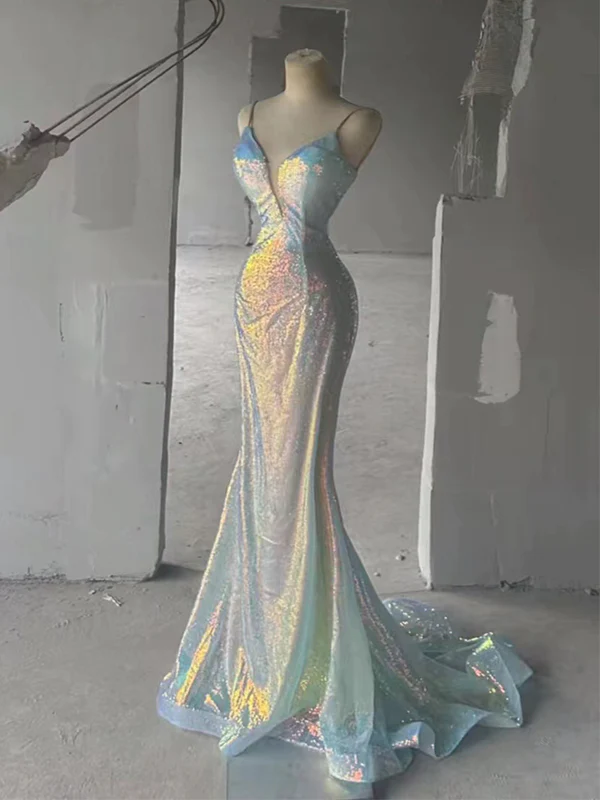 Farbenfrohes, glänzendes, elegantes V-Ausschnitt-Spaghettiträger-langes Meerjungfrau-Abendkleid im bodenlangen Schleppe-Ballkleid-Stil nv1199