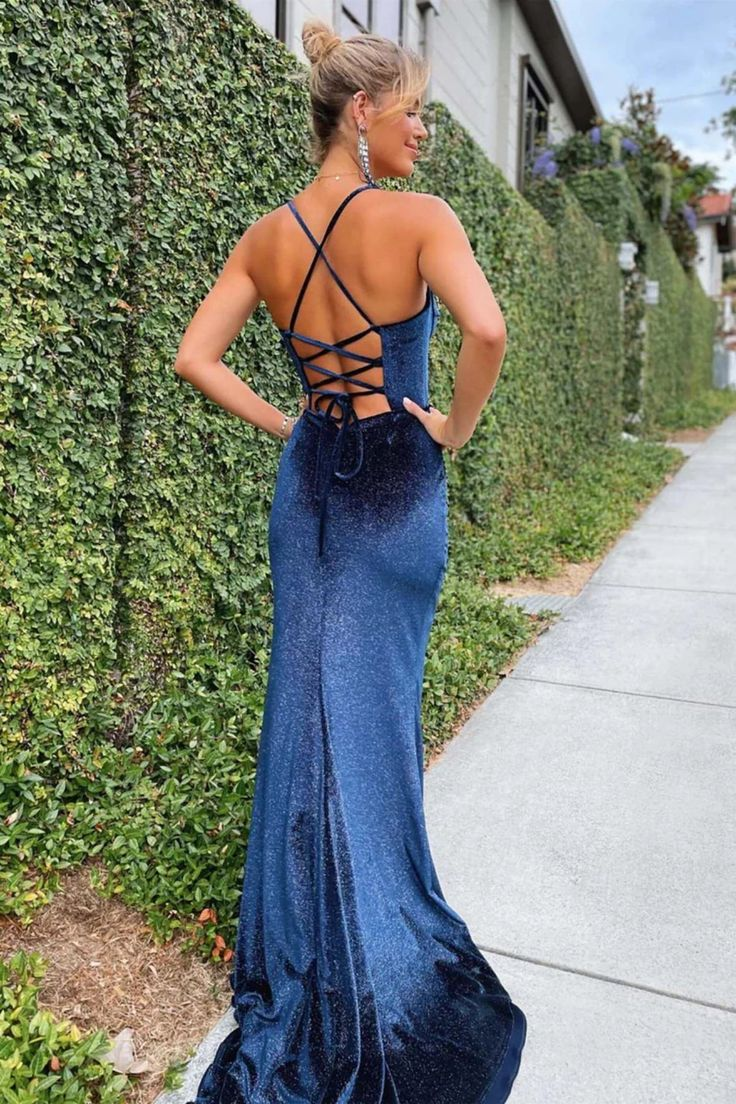Rückenfreies Meerjungfrau-Ballkleid aus marineblauem Samt mit hohem Schlitz, nv1314
