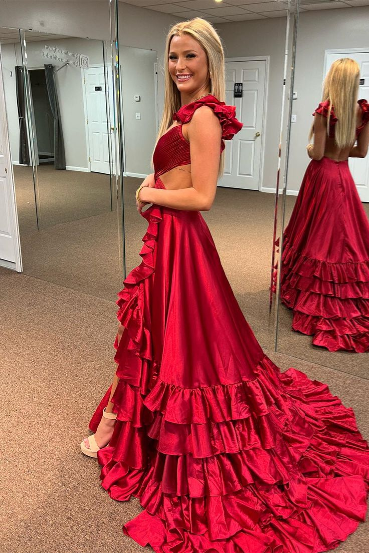Robe de bal longue rouge à volants croisés et couches hautes-bas nv1293