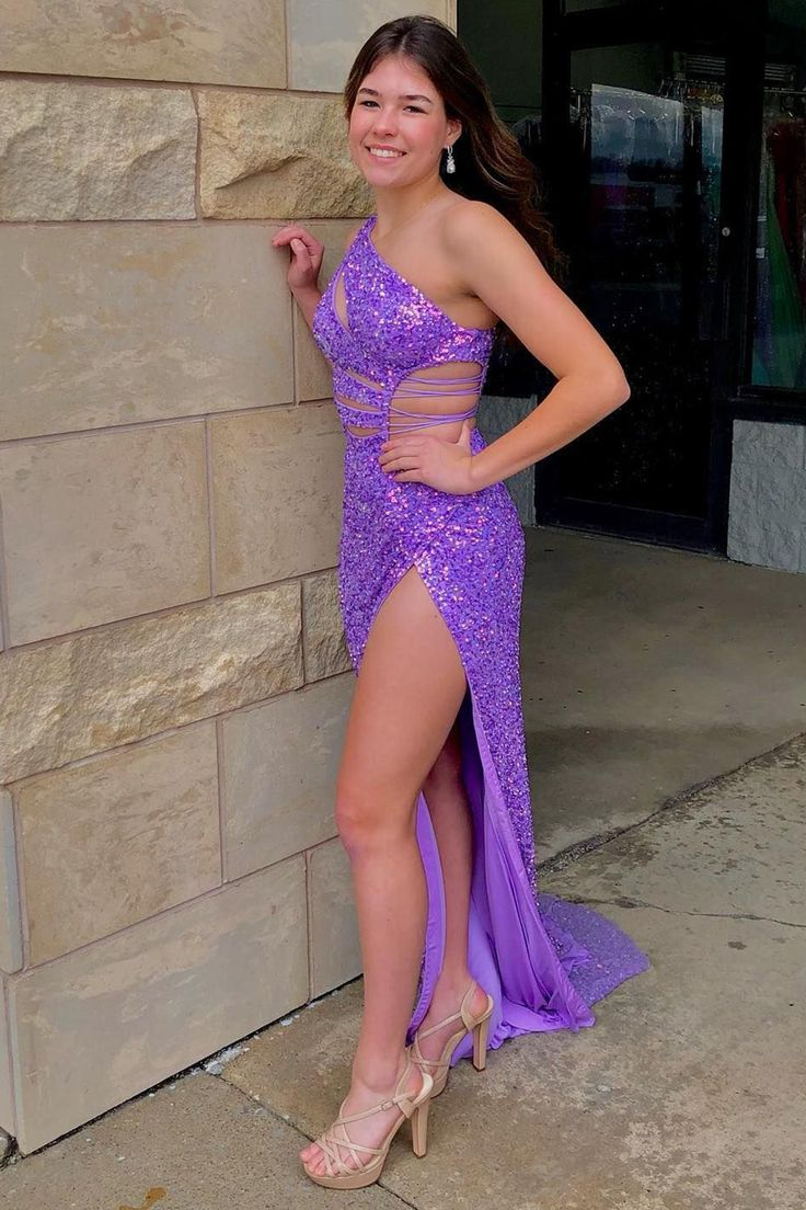 Glitzerndes, lila Pailletten-Cut-Out-langes Ballkleid nv1363
