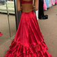 Robe de bal longue rouge à volants croisés et couches hautes-bas nv1293