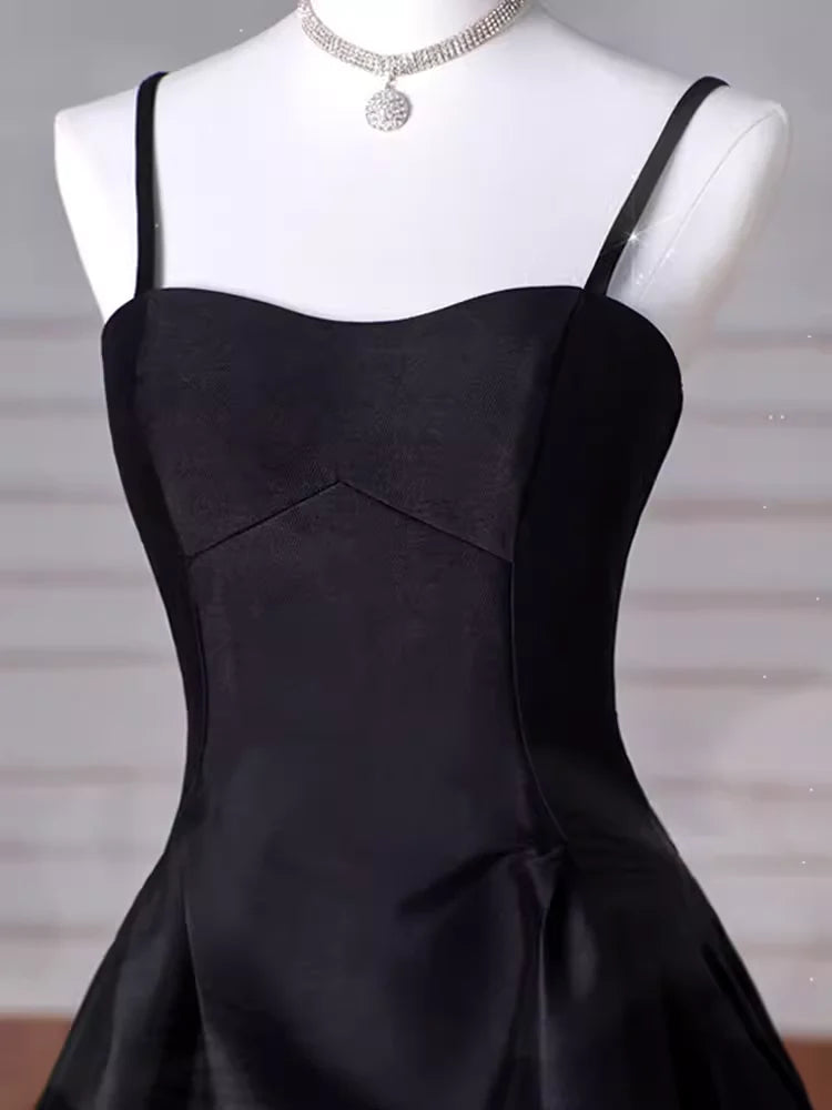A-Linie, herzförmiger Ausschnitt, langes Satin-Ballkleid in Schwarz, langes Abendkleid in Schwarz, nv1469