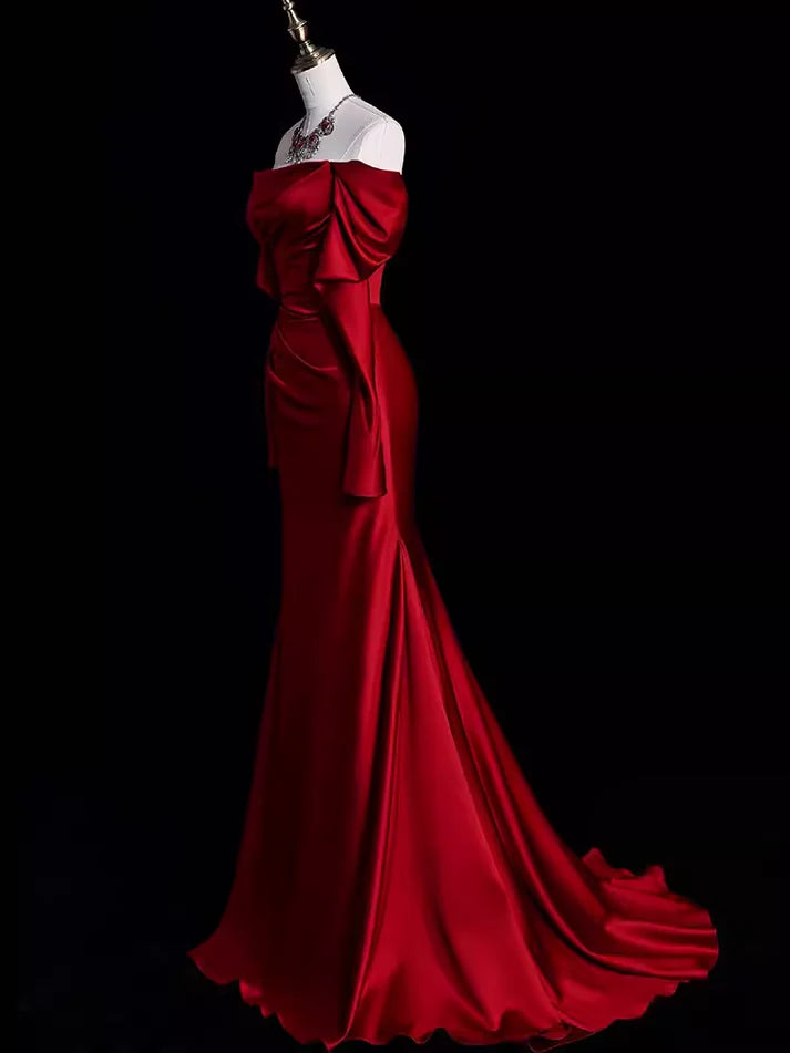 Robe de bal longue en satin bordeaux à épaules dénudées et sirène nv1552