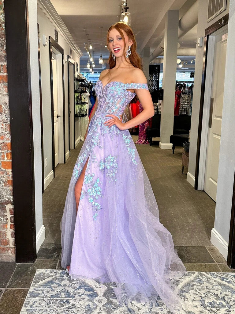 Robe de soirée longue en dentelle lilas à col en V brillant et épaules dénudées, robe de soirée en dentelle lilas, robe de soirée en tulle violet nv1507