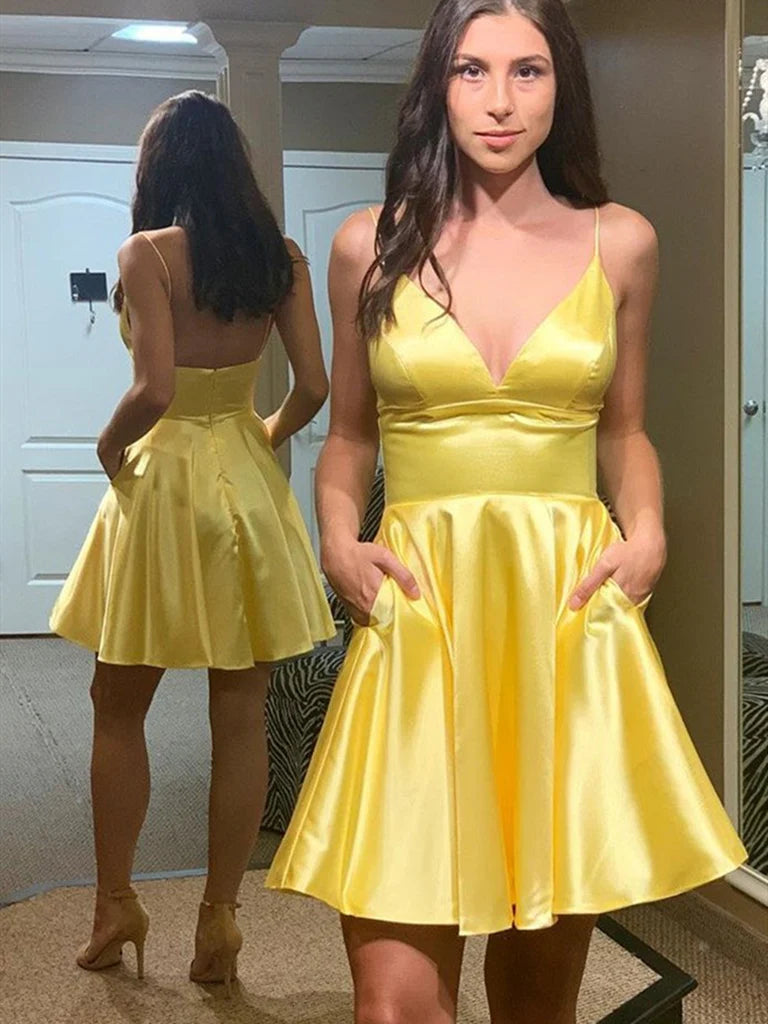 Einfaches rückenfreies langes Ball-/Homecomingkleid aus gelbem Satin mit V-Ausschnitt, rückenfreies formelles Abendkleid in Gelb für die Abschlussfeier nv1514