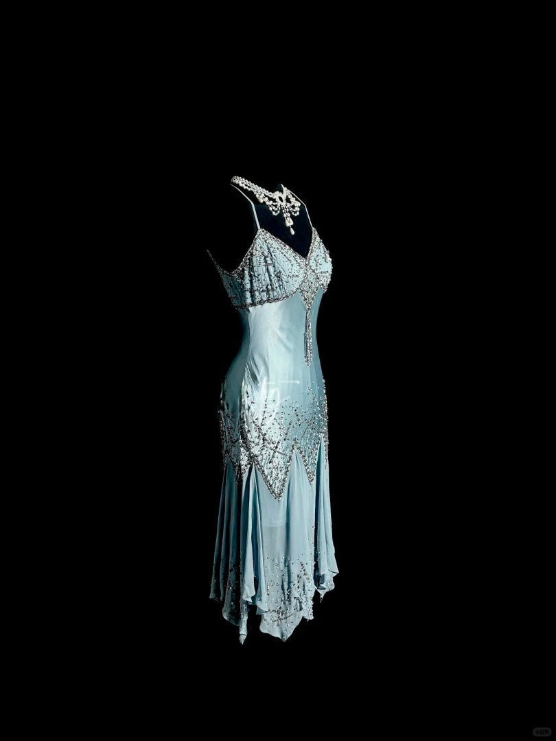 Robe de soirée courte en satin bleu brume, faite à la main, avec perles, exquise et magnifique, robe de bal, robe de soirée, robe de fête d'anniversaire, nv4719
