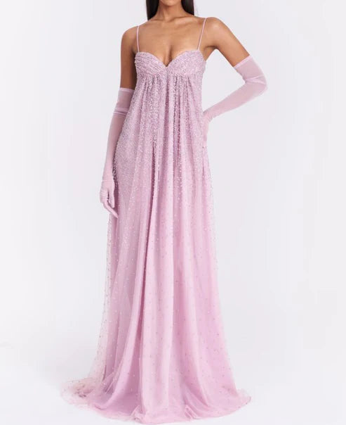 Wunderschönes, glänzendes, schulterfreies, langes Chiffon-Ballkleid mit Spaghettiträgern in Rosa, NV5213